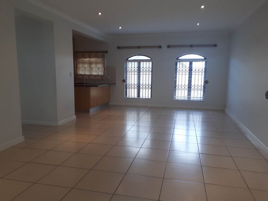 To Let 3 Bedroom Property for Rent in Plattekloof Western Cape